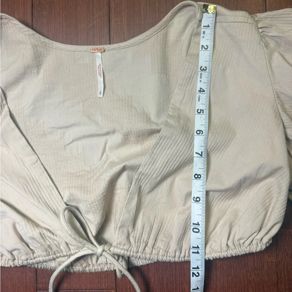 Free‎ People Beige Puff Sleeve Crop Top